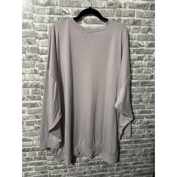 Torrid Grey Embroidered top - Picture 3 of 5